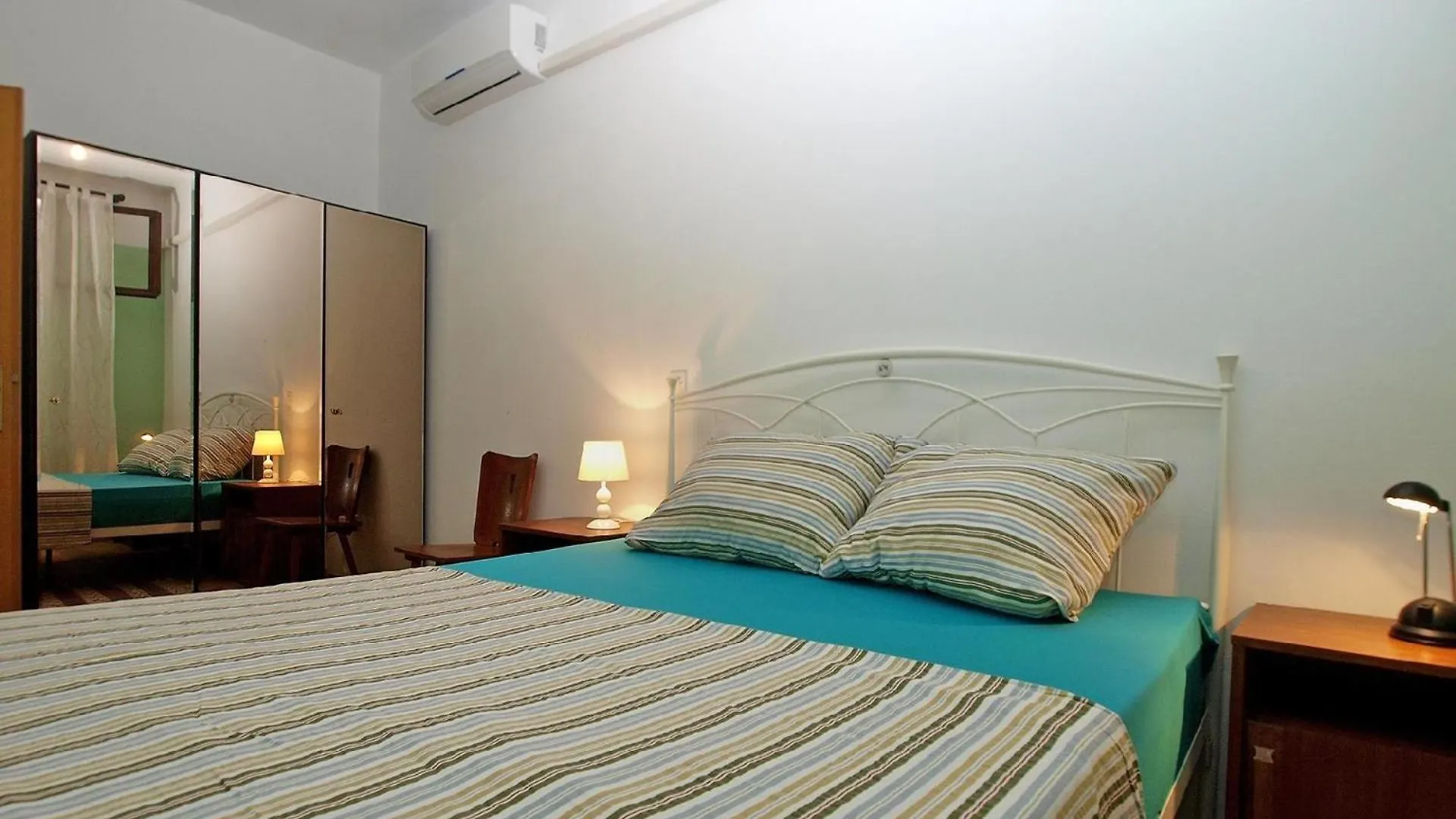 Ferienwohnung Fuer 4 Personen Ca 40 Qm In Pula, Istrien Istrische Riviera Croatia
